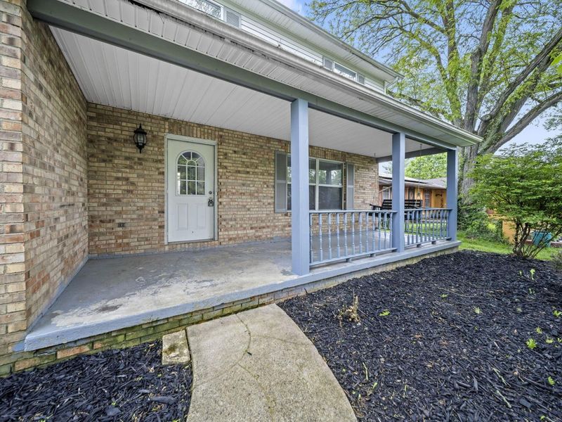 2227 Lilacwood Avenue, Columbus, OH 43229 Photo 8