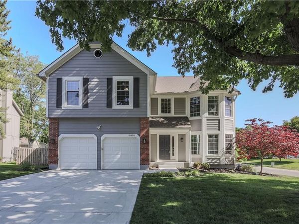 11600 W 117th Terrace, Overland Park, KS 66210