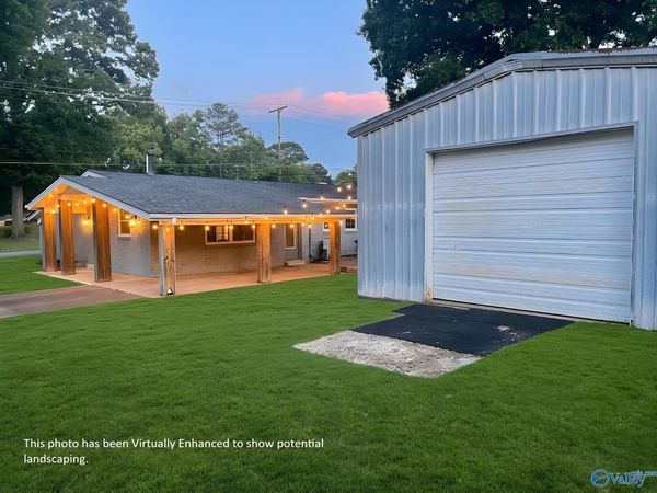 1612 Tennessee Street, Sheffield, AL 35660