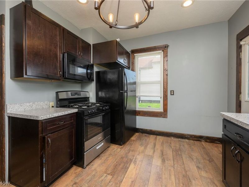 150 24th Street SE, Massillon, OH 44646 Photo 8