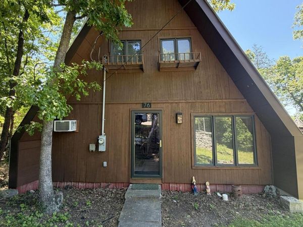 76 Timeline Road , Lampe, MO 65681