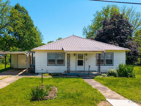 17150 3rd Street , Winona, MO 65588