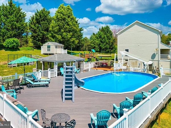 2402 WINDISCH DRIVE, WESTMINSTER, MD 21158