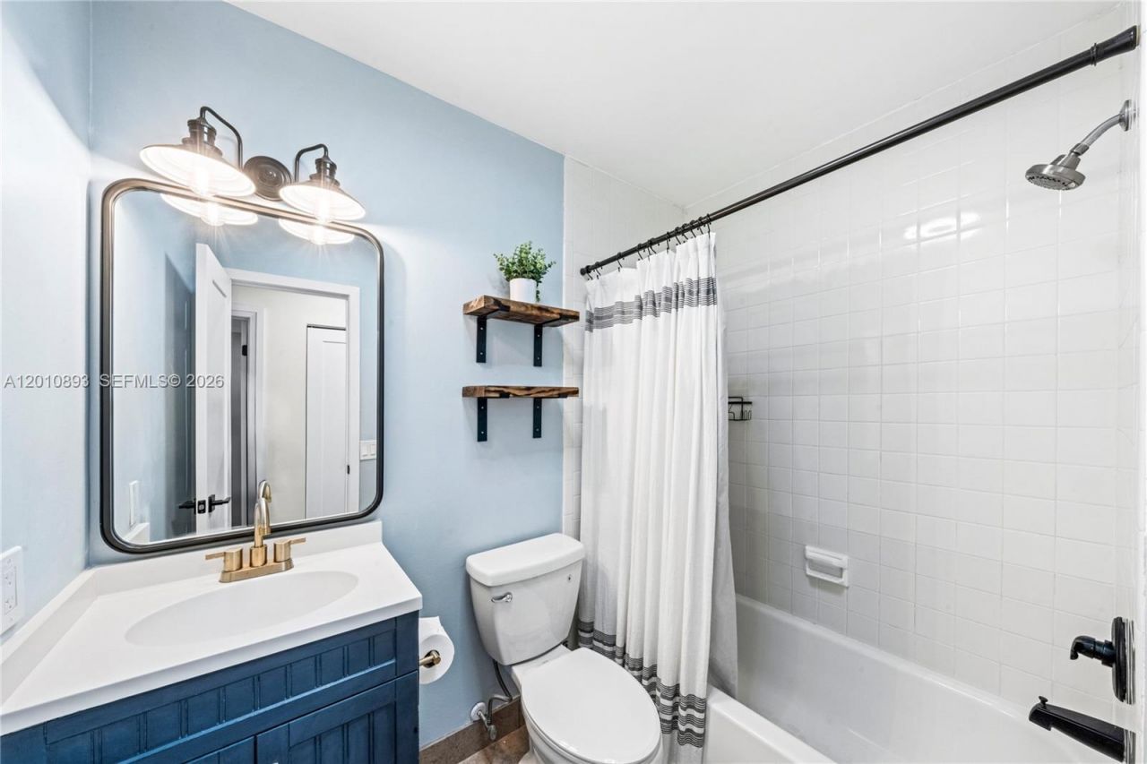 1140 NW 99th Ave , Unit 70, Pembroke Pines, FL 33024 Photo