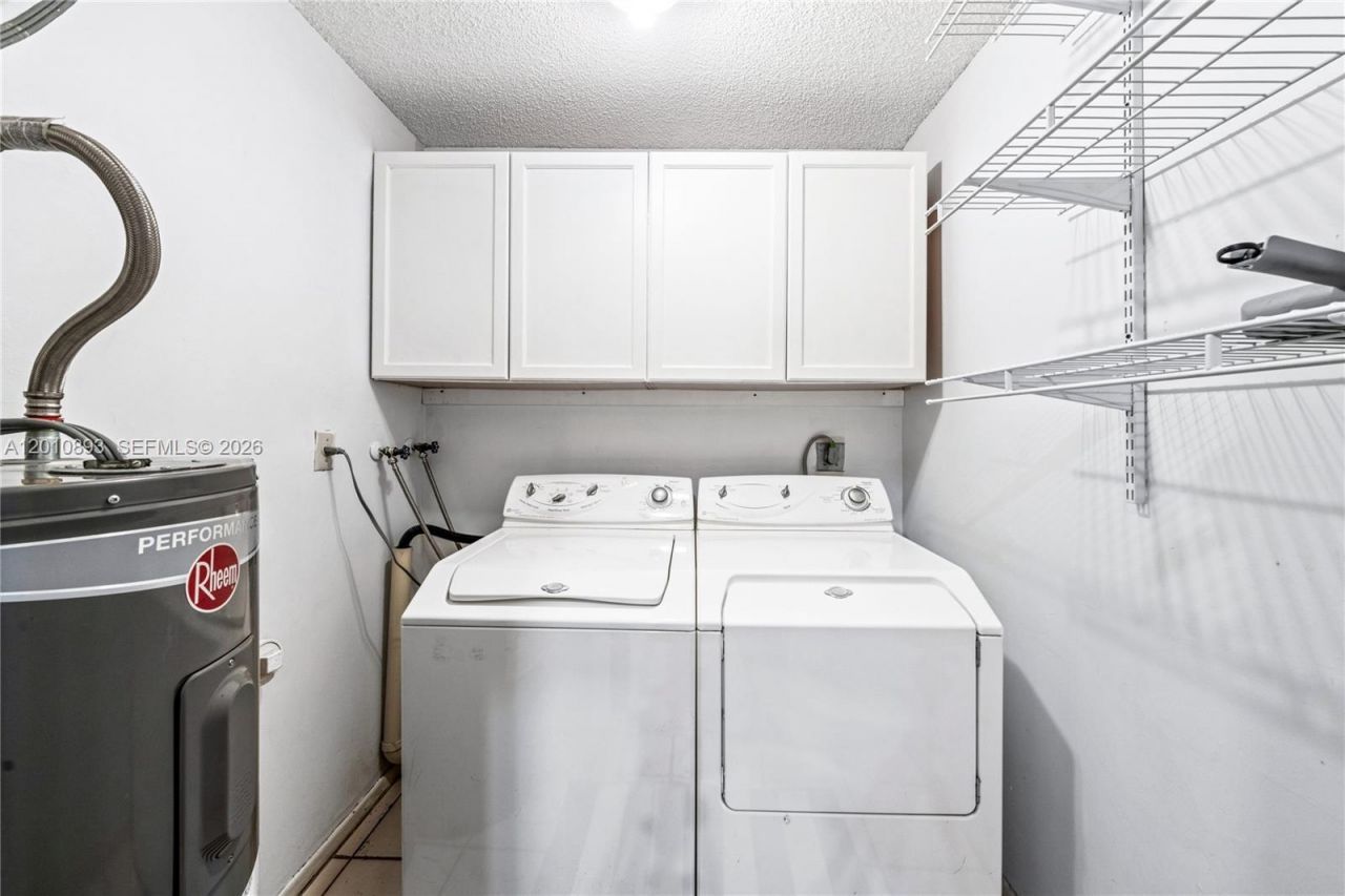 1140 NW 99th Ave , Unit 70, Pembroke Pines, FL 33024 Photo