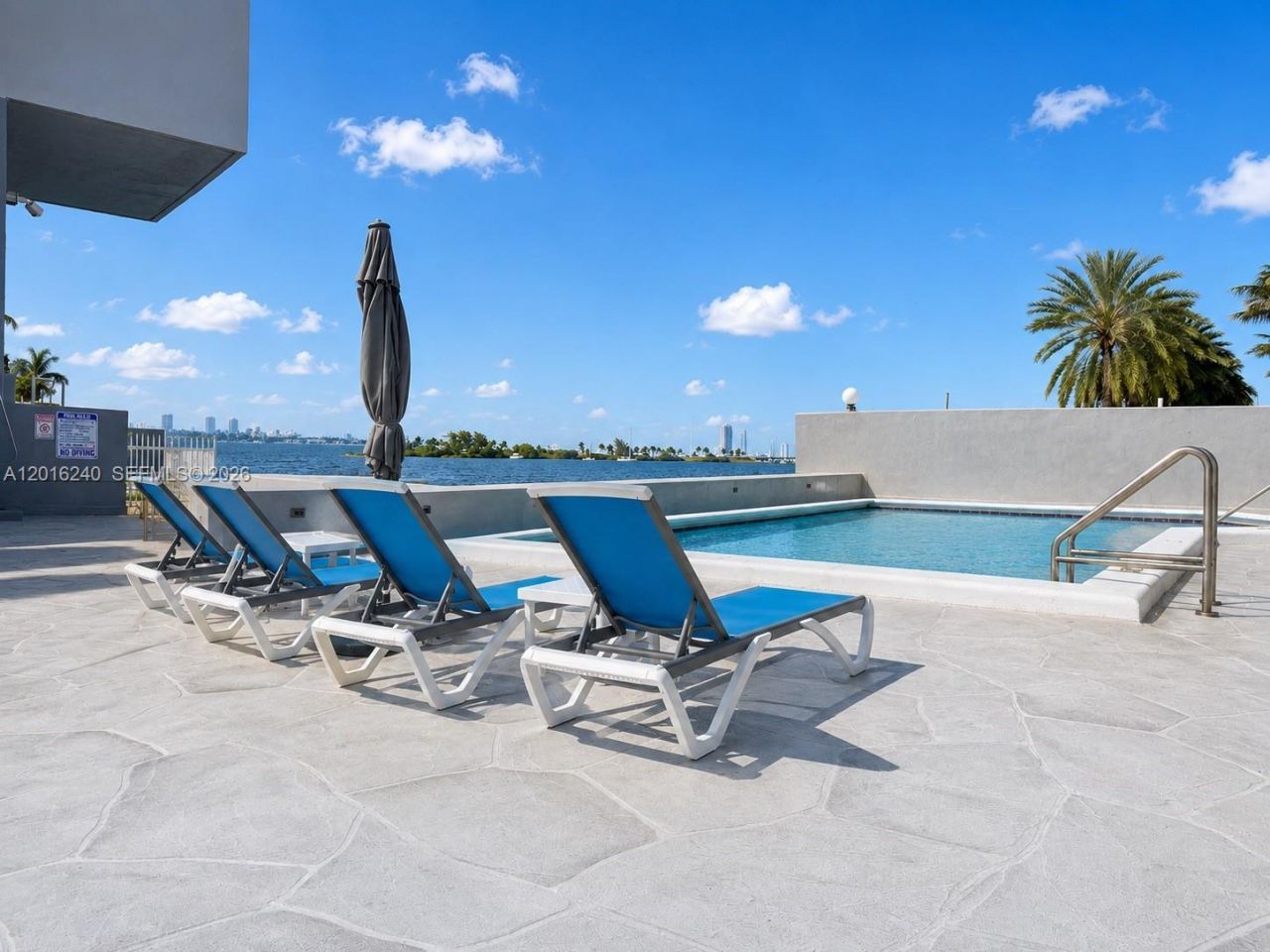 555 NE 30th St , Unit 404, Miami, FL 33137 Photo