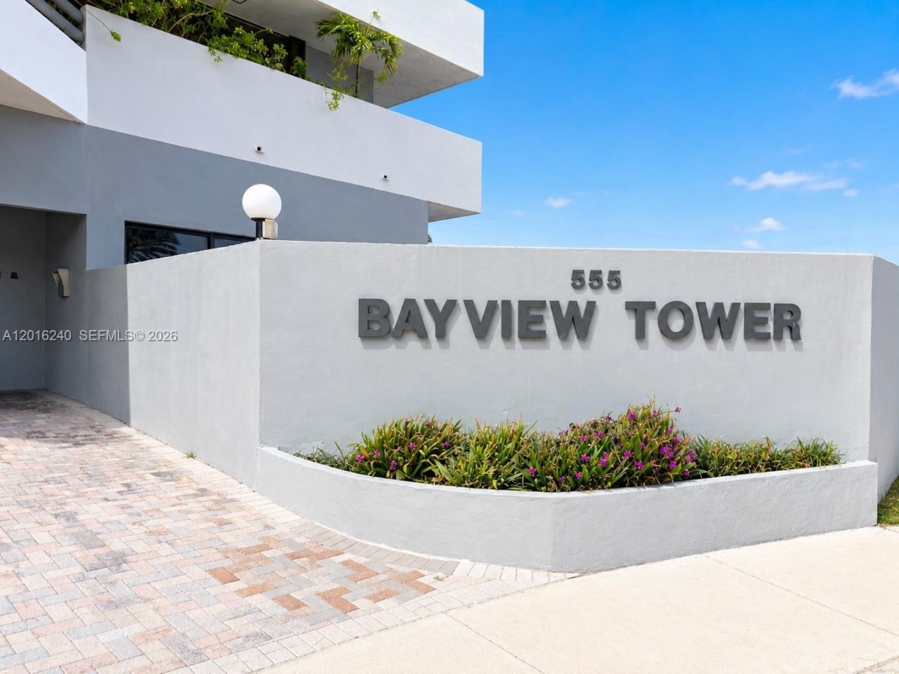 555 NE 30th St , Unit 404, Miami, FL 33137 Photo