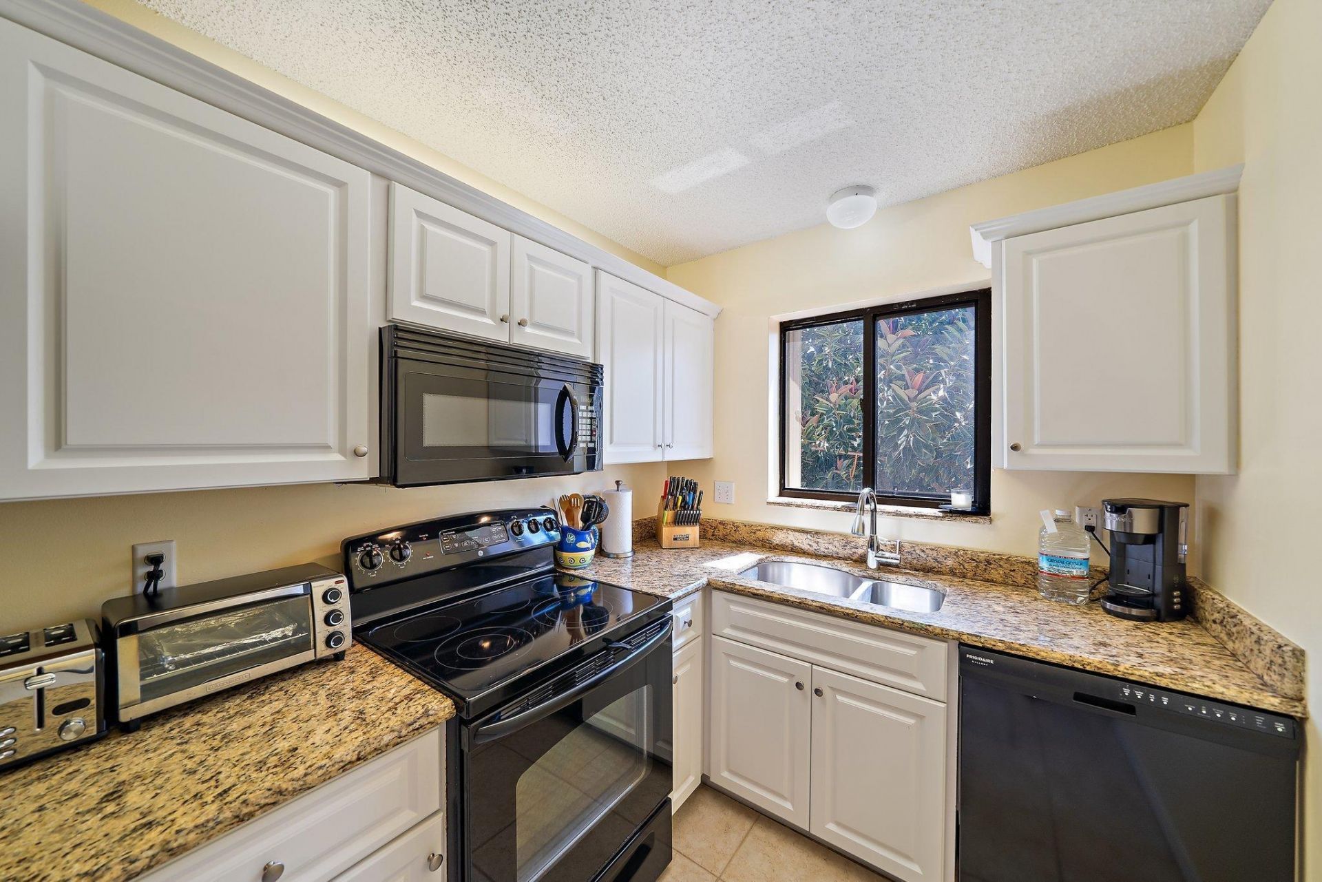 860 Bella Vista Court S, Unit 60, Jupiter, FL 33477 Photo