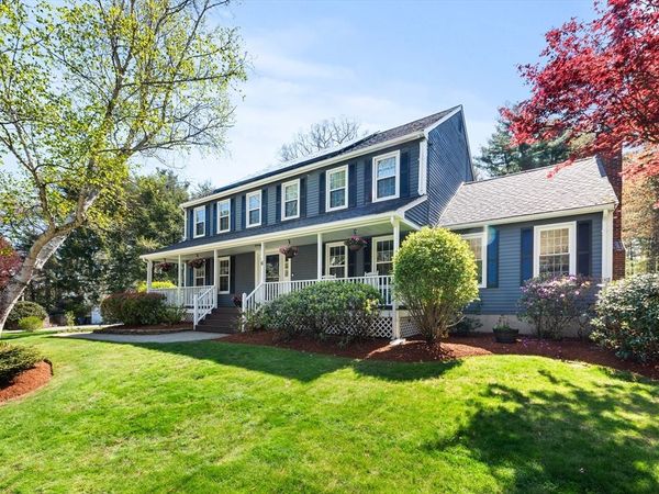 6 Edmunds Way, Franklin, MA 02038