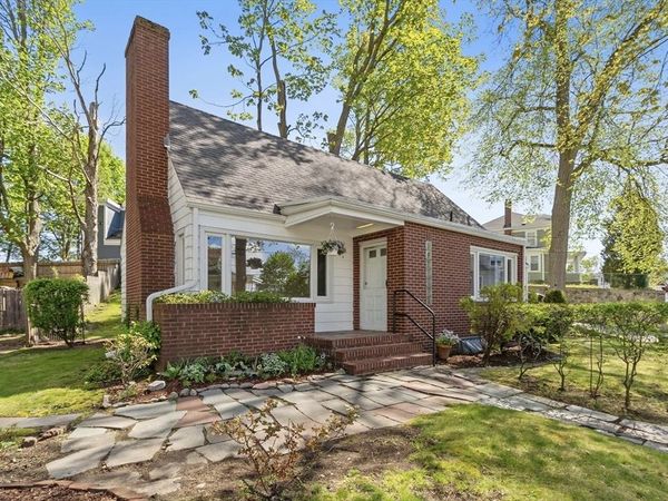 4 Bicknell Terrace, Lawrence, MA 01841