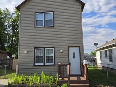 1725 E AVENUE, COUNCIL BLUFFS, IA 51501