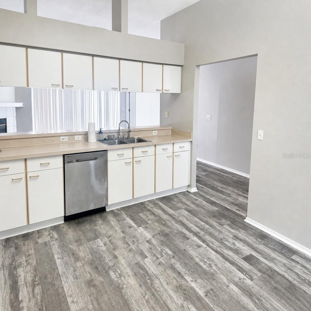 28202 Brokenmead Path, Wesley Chapel, FL 33543 Photo