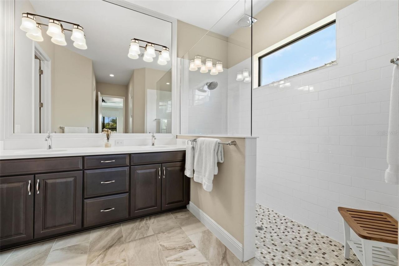 7228 Whittlebury Trail, Bradenton, FL 34202 Photo