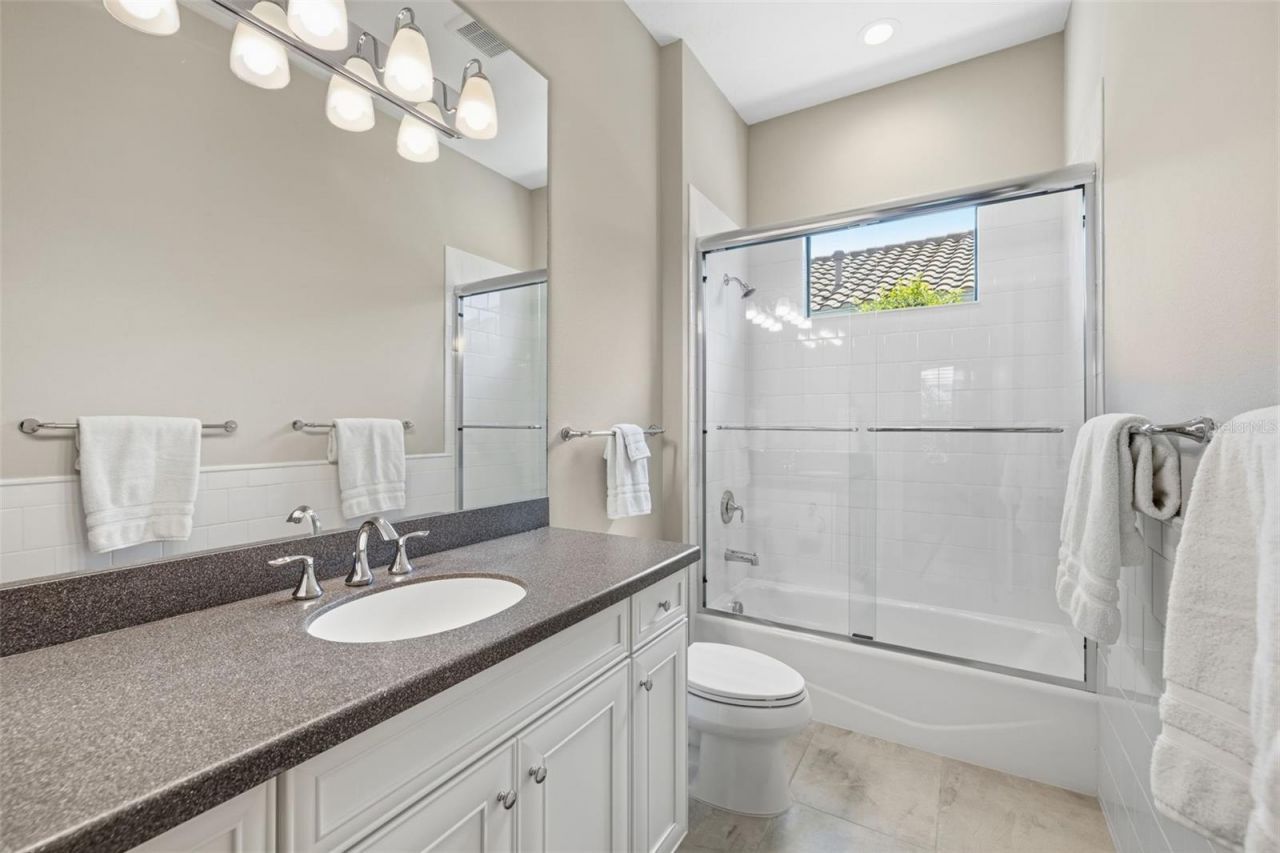 7228 Whittlebury Trail, Bradenton, FL 34202 Photo