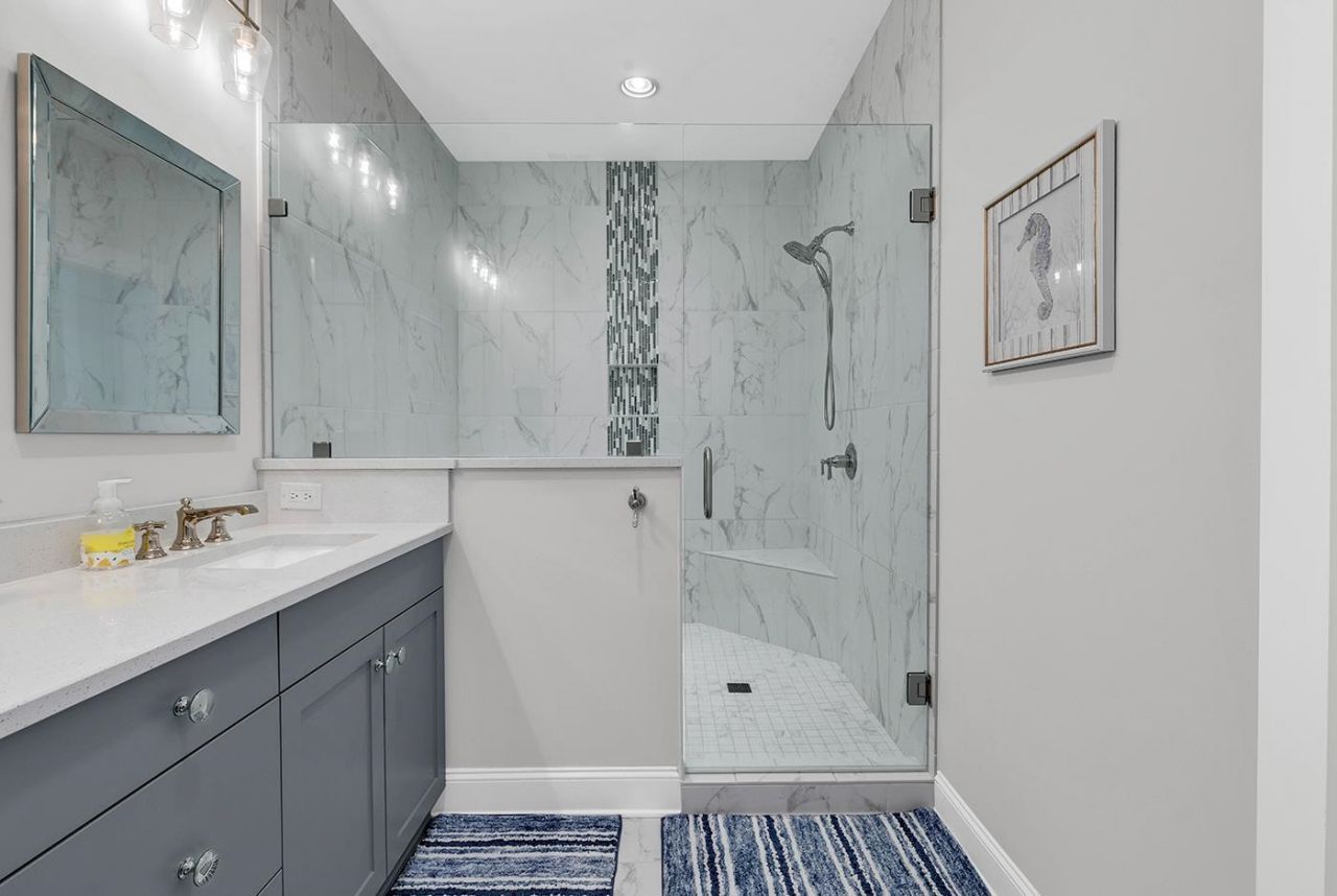 870 Fountain Ct.  Photo 24