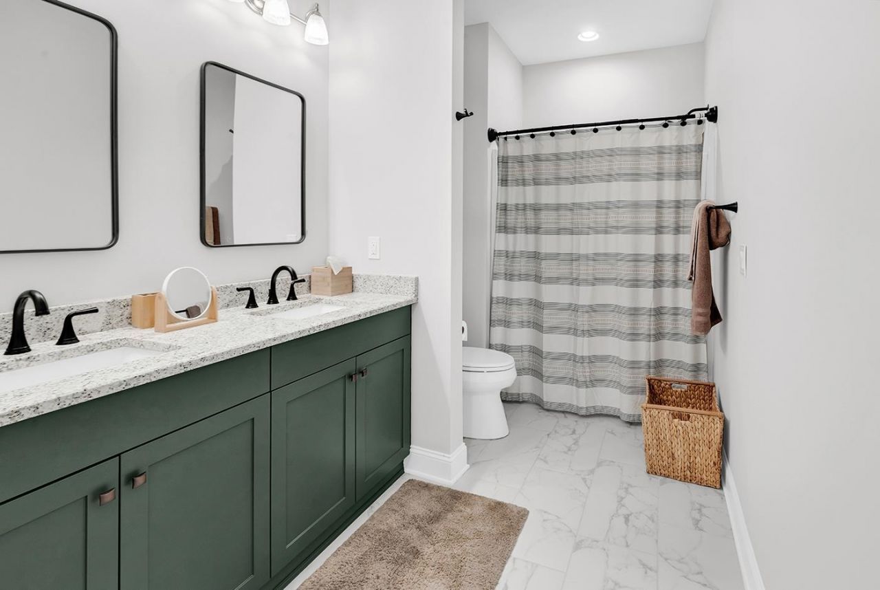 870 Fountain Ct.  Photo 26