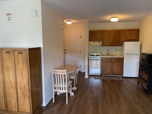 5001 Little River Rd.  Photo 5