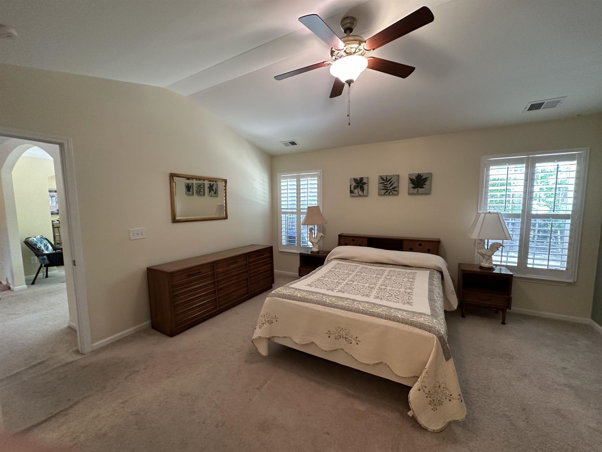 100 Barclay Dr.  Photo 10