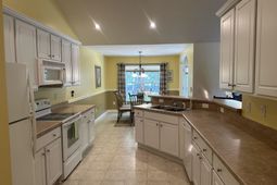 100 Barclay Dr.  photo 4