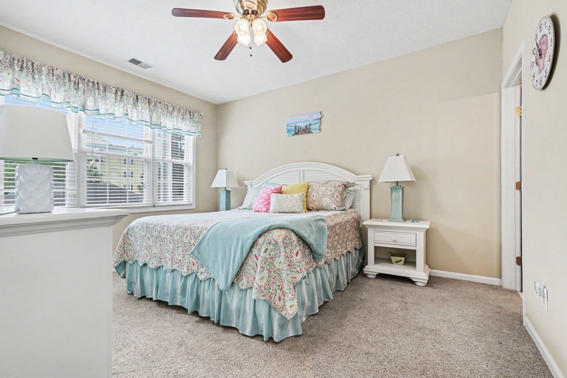 601 N Hillside Dr.  Photo 14