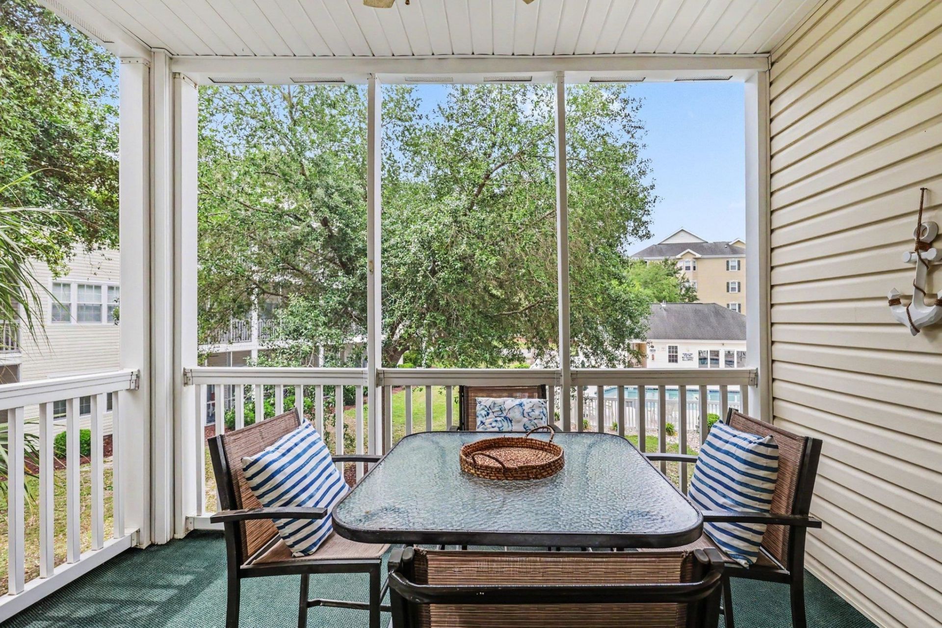 601 N Hillside Dr.  Photo 21
