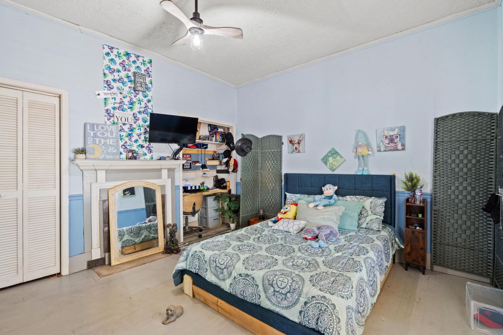 209 E Walnut St.  Photo 16