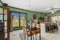 209 E Walnut St.  photo 4