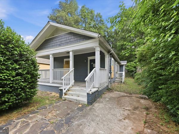 1853 Center Avenue, East Point, GA 30344