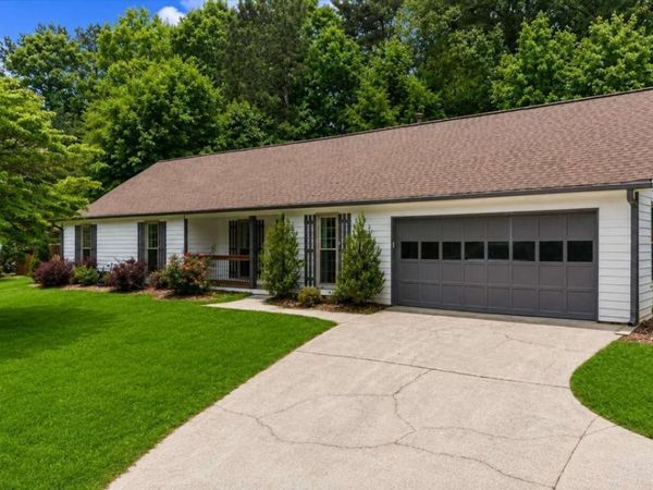 330 Monivea Lane, Roswell, GA 30075