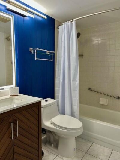 1006 Green Pine Boulevard, Unit G2, West Palm Beach, FL 33409 Photo