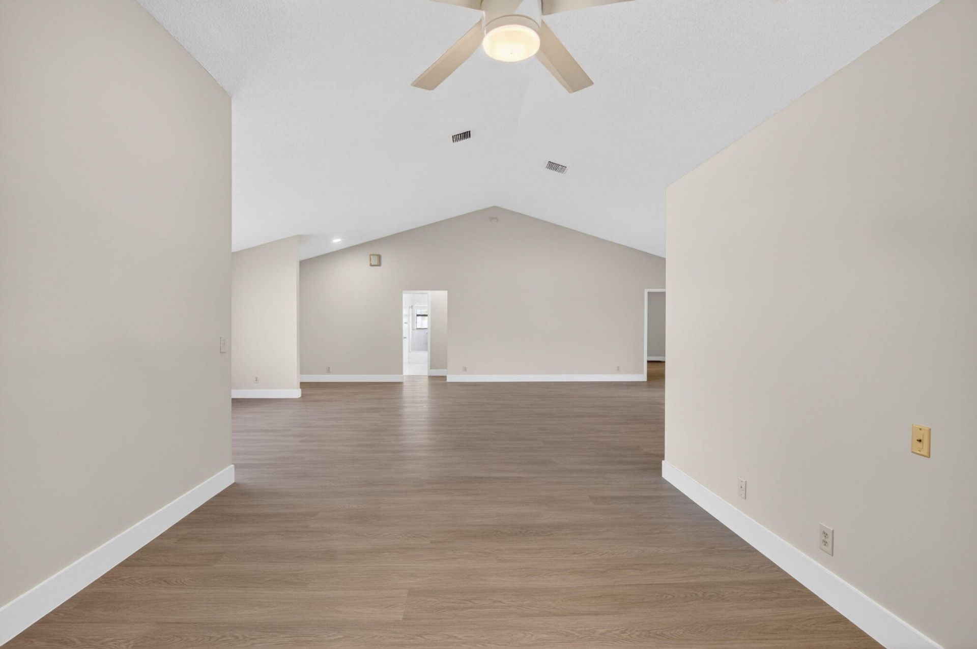 9720 Majestic Way, Boynton Beach, FL 33437 Photo