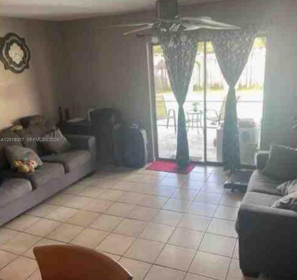 19422 SW 119th Ct, Miami, FL 33177 Photo