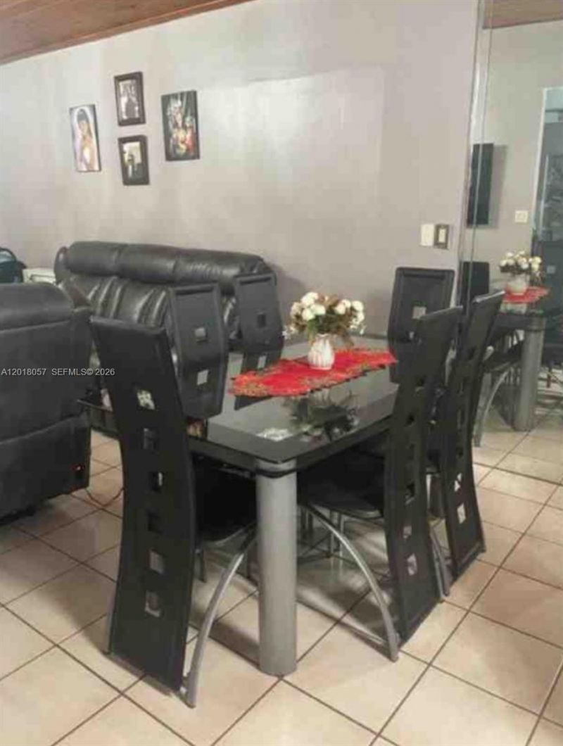 19422 SW 119th Ct, Miami, FL 33177 Photo
