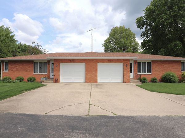 720-722 E North Street , Morris, IL 60450