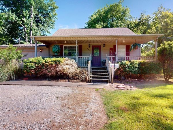 605 E Main Street , Newbern, TN 38059