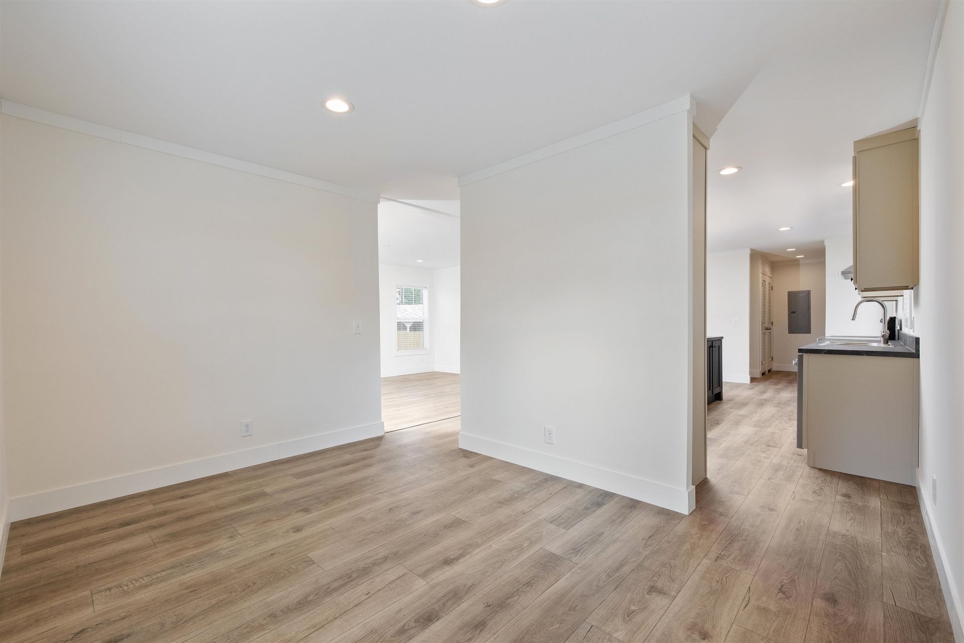 5540 Daffodil Dr.  Photo 8