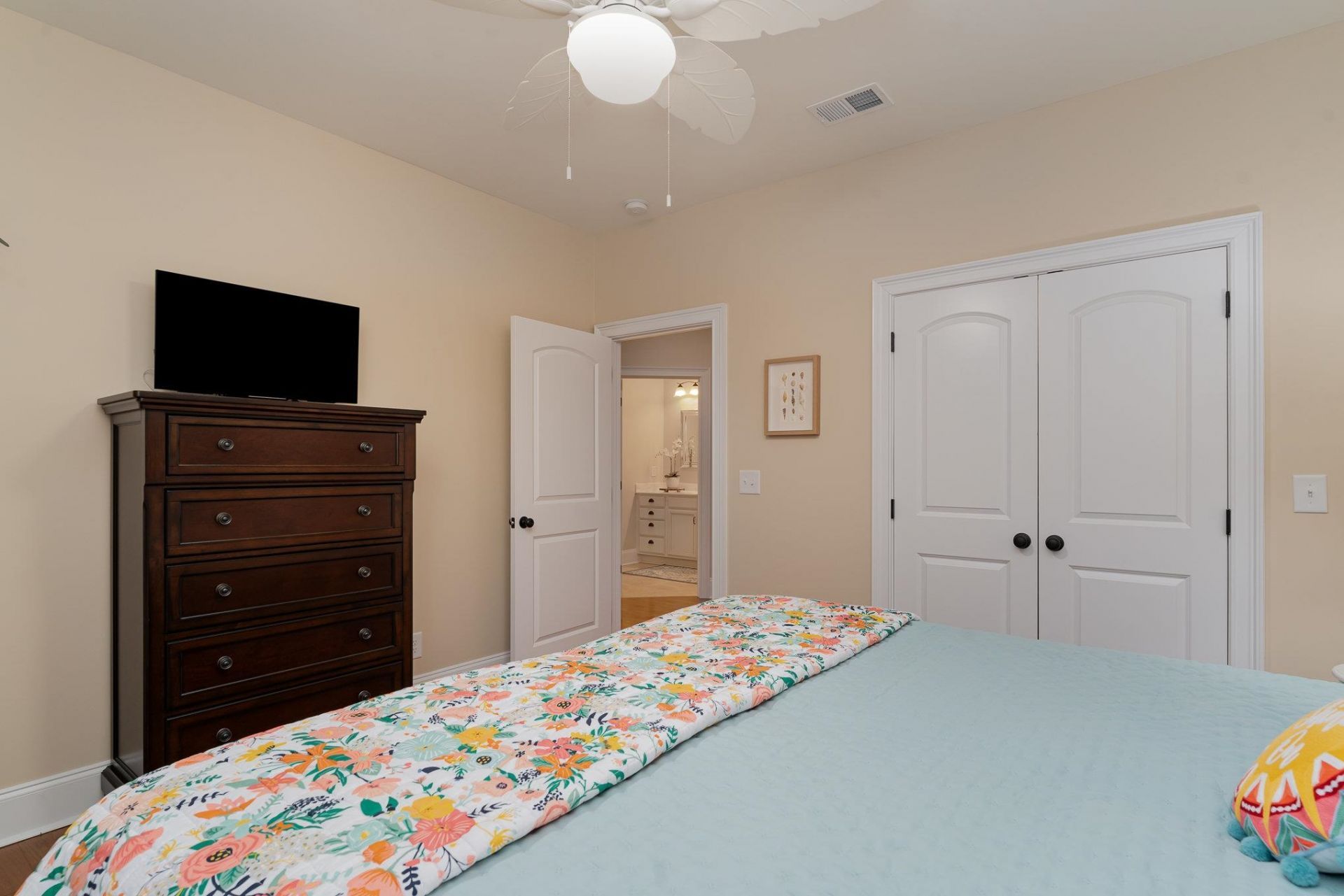 752 Crystal Water Way  Photo 24