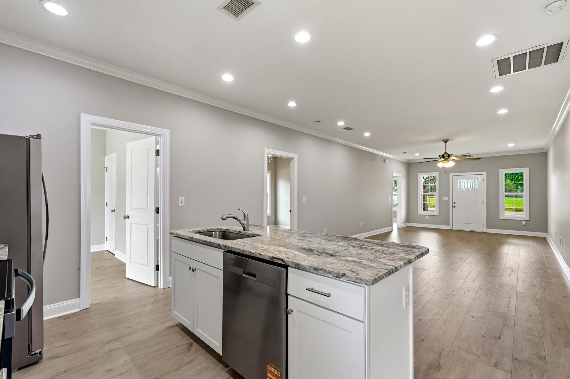 1674 Cenith Dr. Photo 10