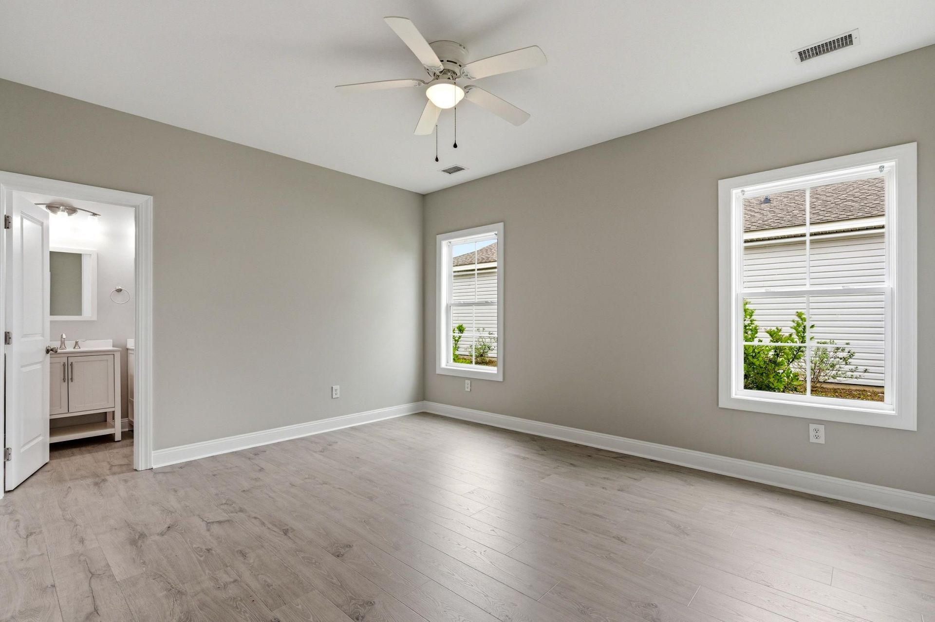 1674 Cenith Dr. Photo 11