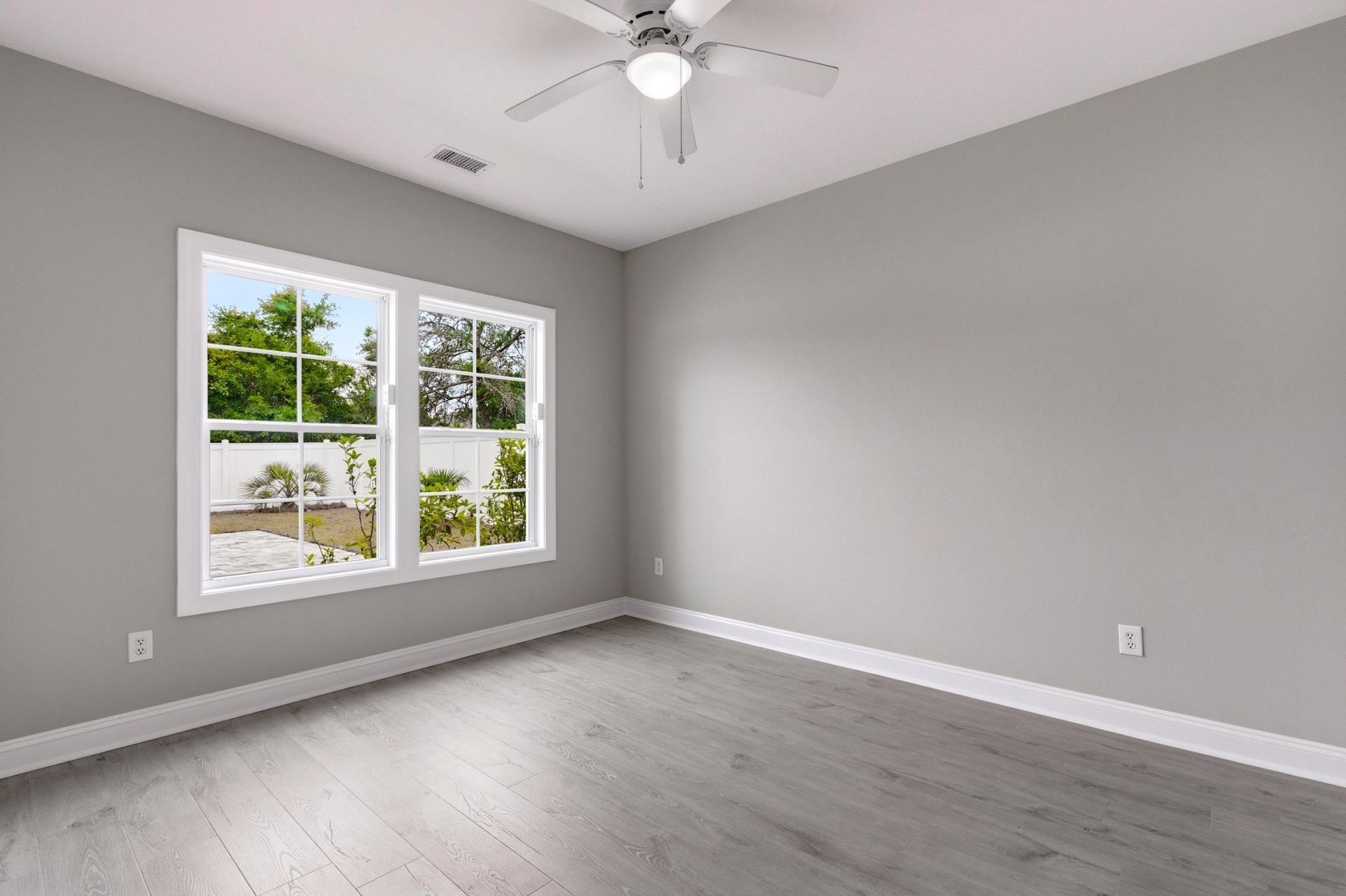 1674 Cenith Dr. Photo 15
