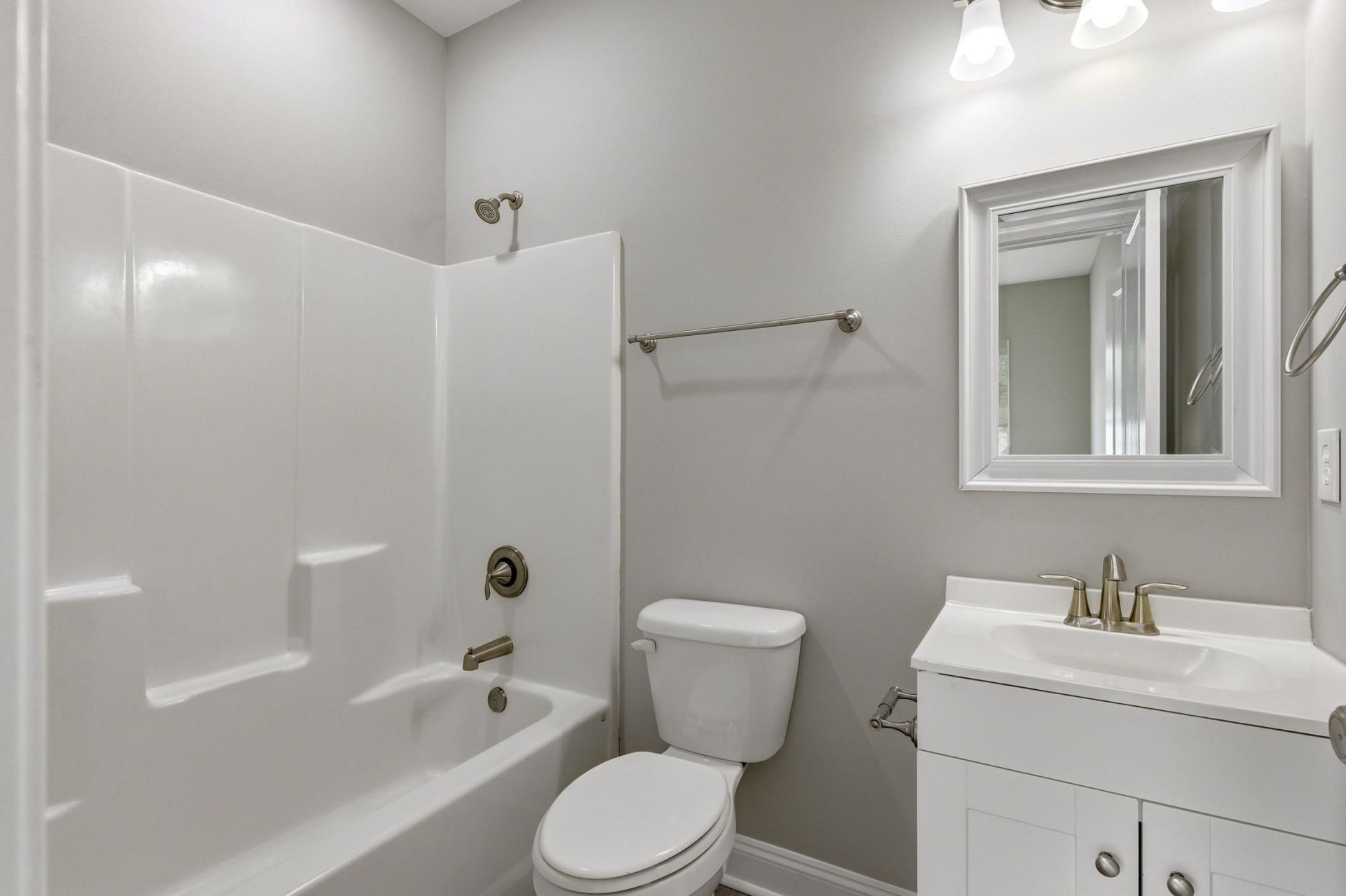 1674 Cenith Dr. Photo 16