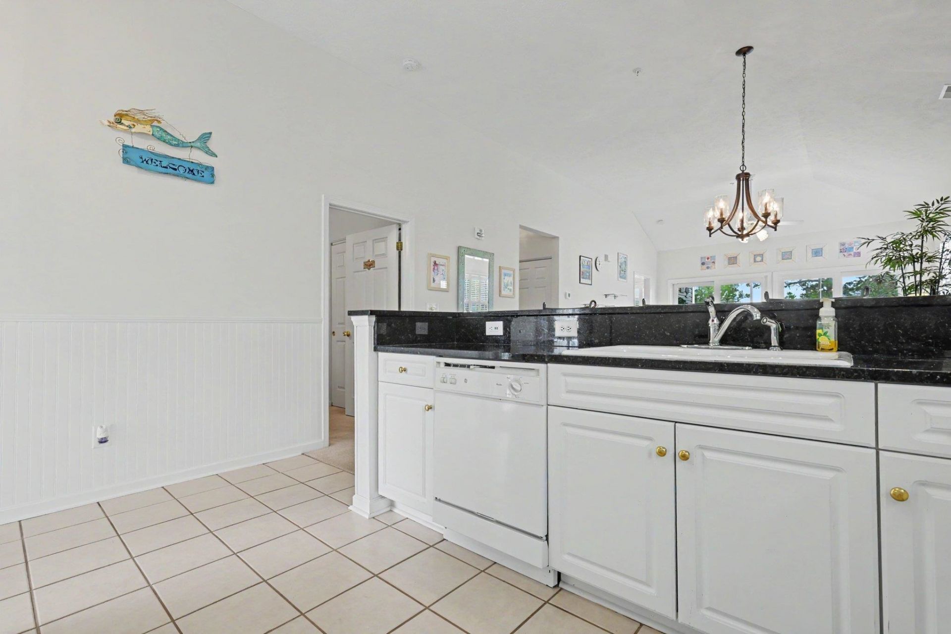 601 Hillside Dr. N Photo 19