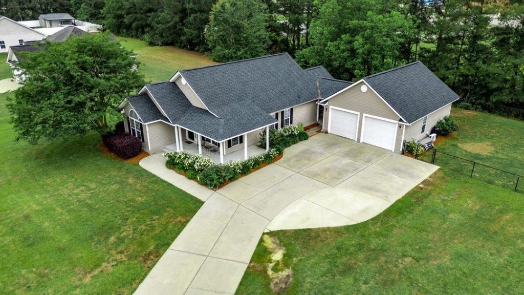119 Fox Trot Dr.  Photo 10