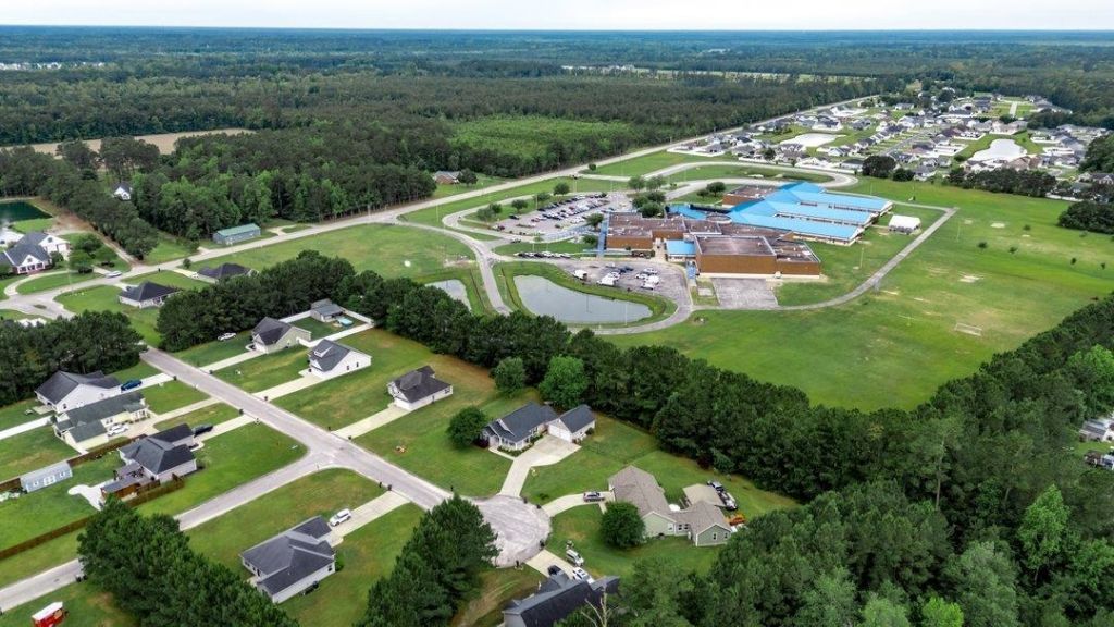 119 Fox Trot Dr.  Photo 16