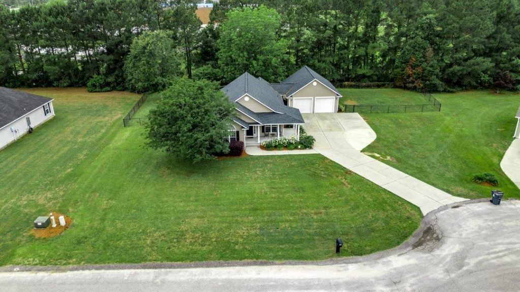 119 Fox Trot Dr.  Photo 7