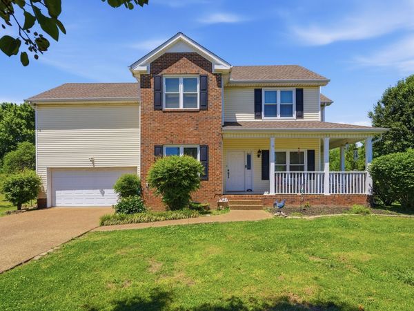 2204 Iroquois Pl , Thompsons Station, TN 37179