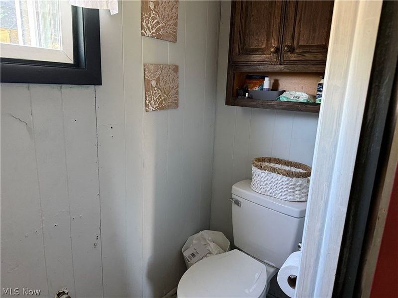 128 W 8th Street, Uhrichsville, OH 44683 Photo 13