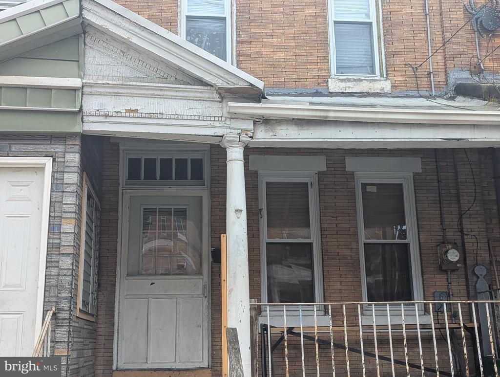 3838 Cambridge Street, Philadelphia, PA 19104 Main Photo