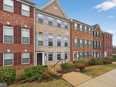 3711 CHIPPENDALE CIRCLE , WOODBRIDGE, VA 22193
