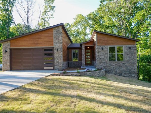 29 Kinross Drive, Bella Vista, AR 72715